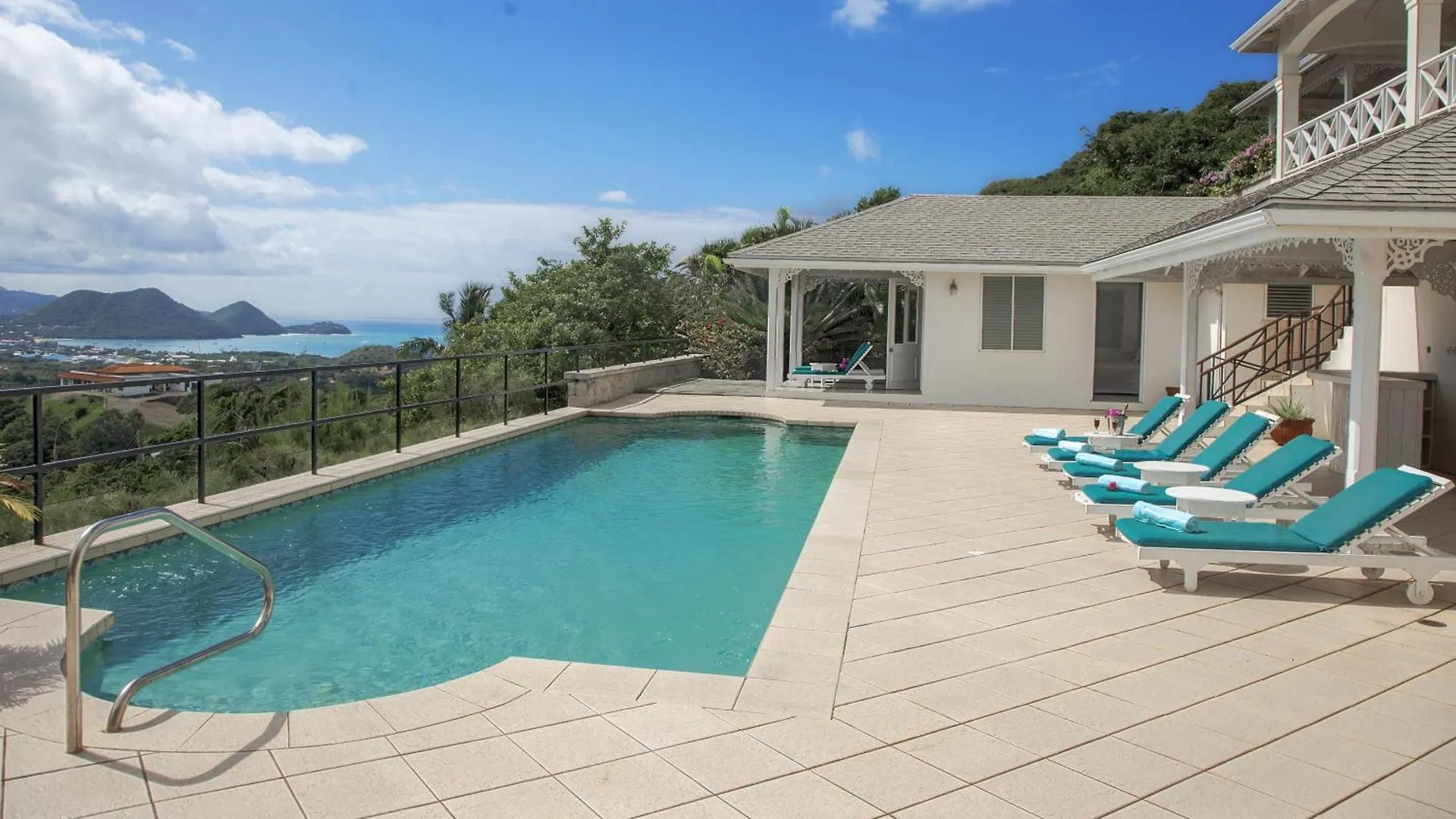 Zephyr Hill - 2 Bedroom Villa With Awe Inspiring Views Villa Cap Estate