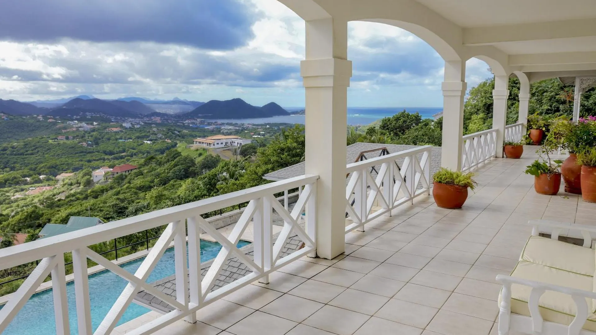 Zephyr Hill - 2 Bedroom Villa With Awe Inspiring Views Villa Cap Estate